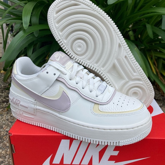 Nike Air Force 1 Shadow - Picture 7 of 9